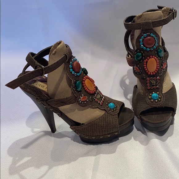 Ahhhmazzing heels!! - Picture 3 of 6